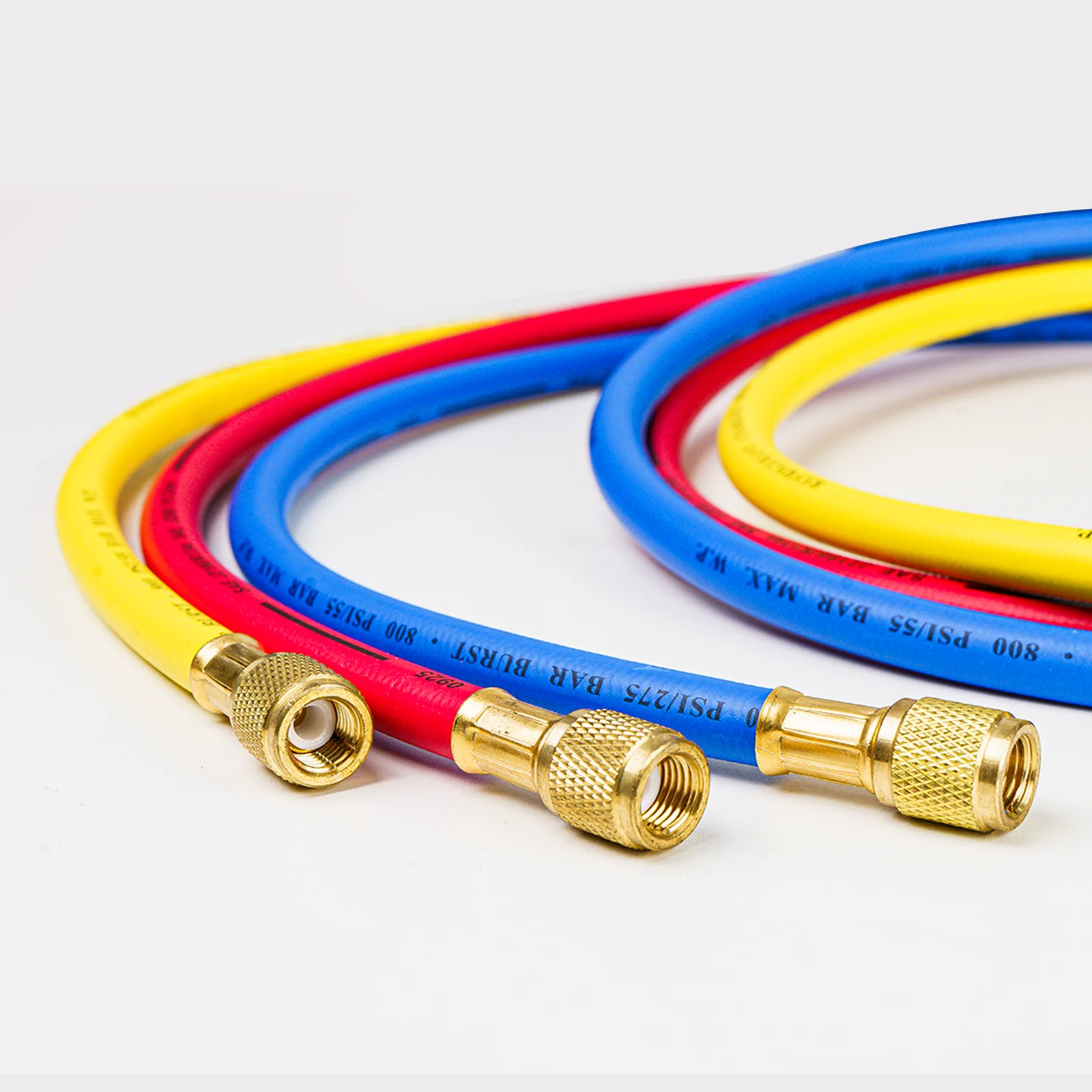 Elitech BVH-15SET-3 1/4" Ball Valve Refrigerant Charging Hoses, 60", 800 PSI, for R134A R410A R22 R12 Refrigerant Systems - Image 6
